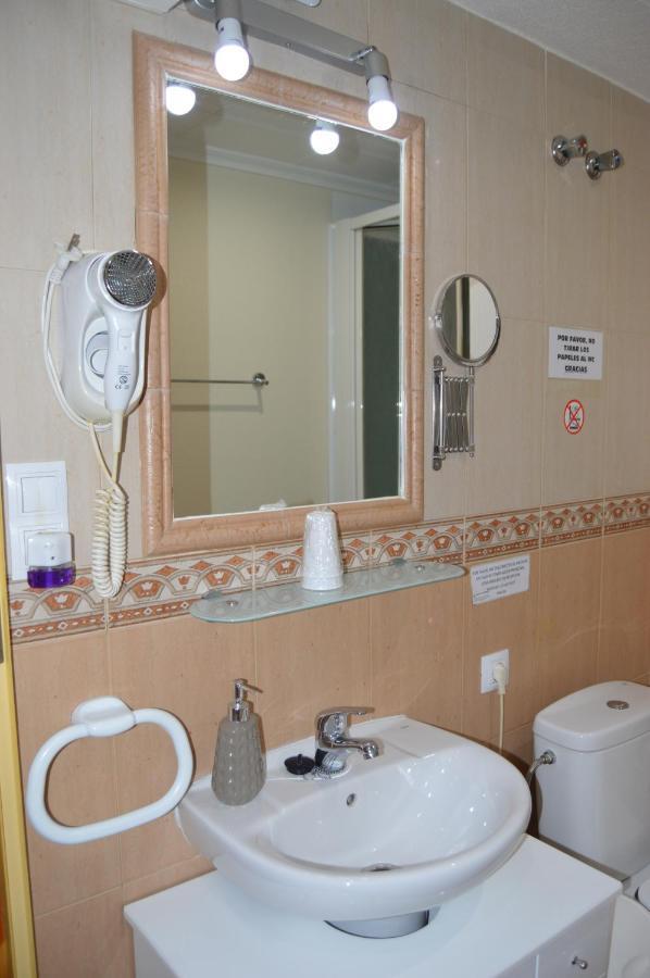 Hostal Carrizo Elda Zewnętrze zdjęcie